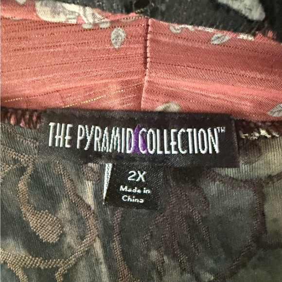 The Pyramid Collection Open Front Mixed Fabric Print Cardigan 2X - Picture 6 of 8